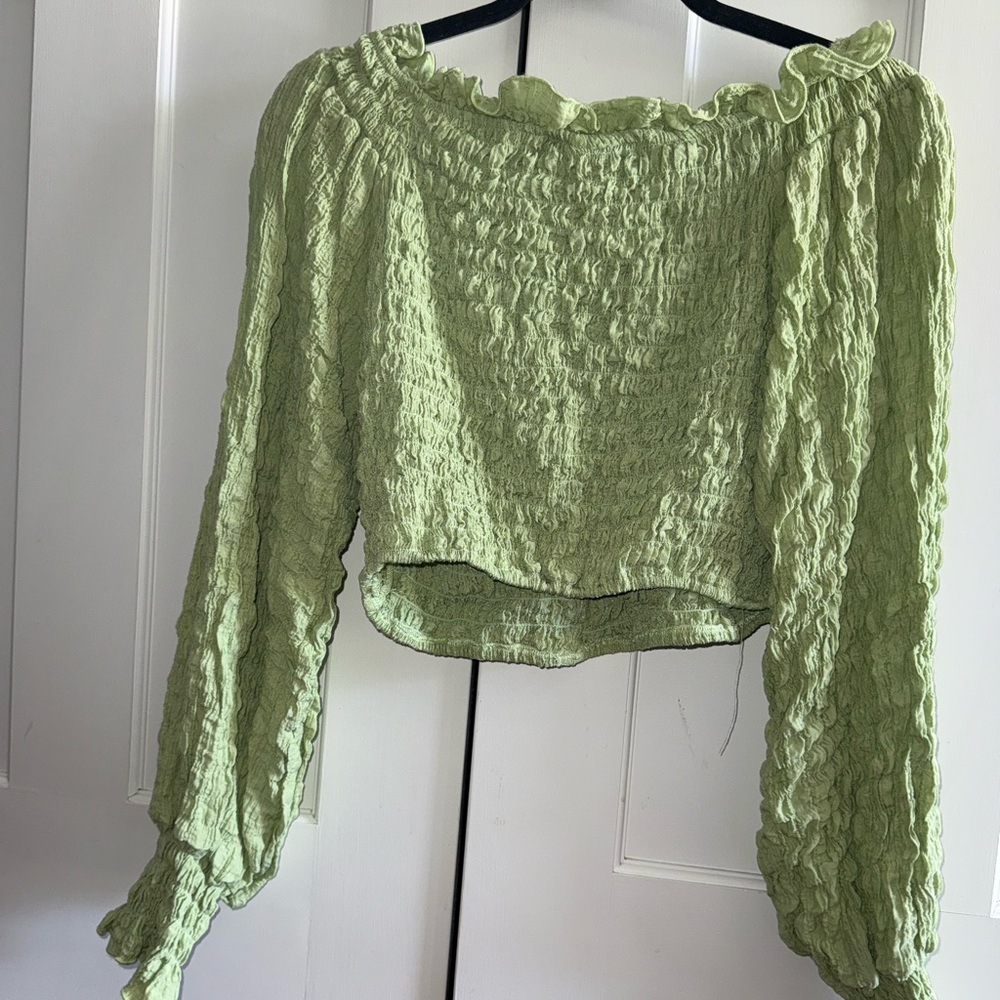 Like Green Ruffle Long Sleeve - Picture 3 of 8